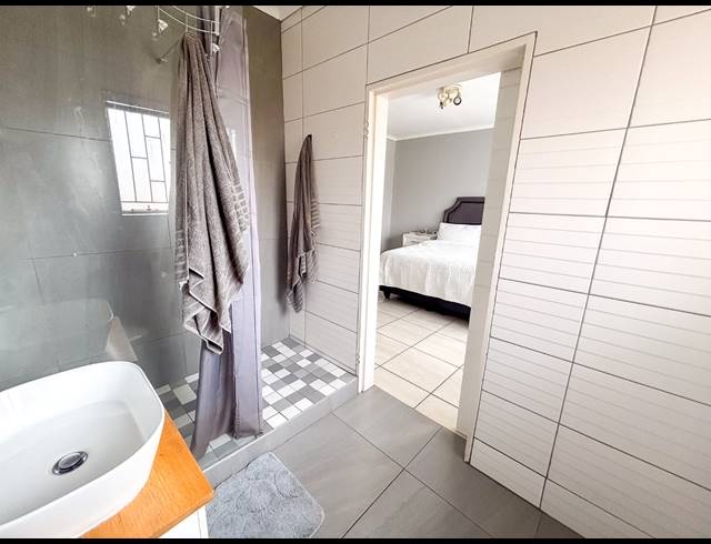 3 BEDROOM DUPLEX FOR SALE IN BRACKENDOWNS